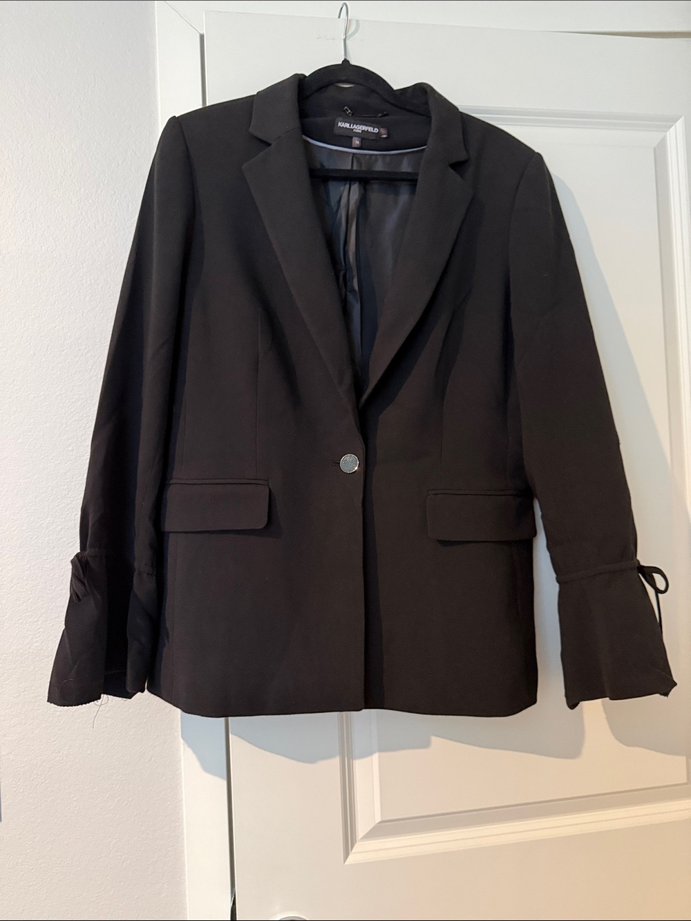 Karl Lagerfeld Black Single-Button Blazer with Flared Sleeve Ties